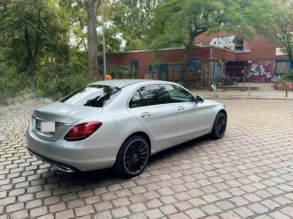 Mercedes-Benz C-Class 180 Facelift 02/2019-photo-4