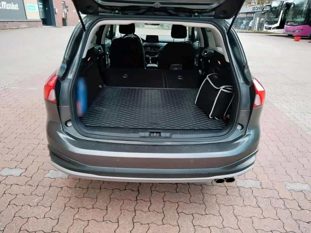 Ford Focus Turnier Active ST Line 05/2019-photo-2