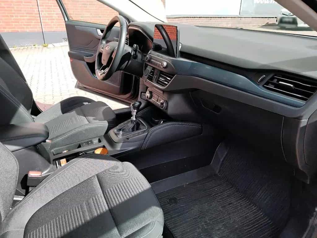 Ford Focus Turnier Active ST Line 05/2019-photo-3
