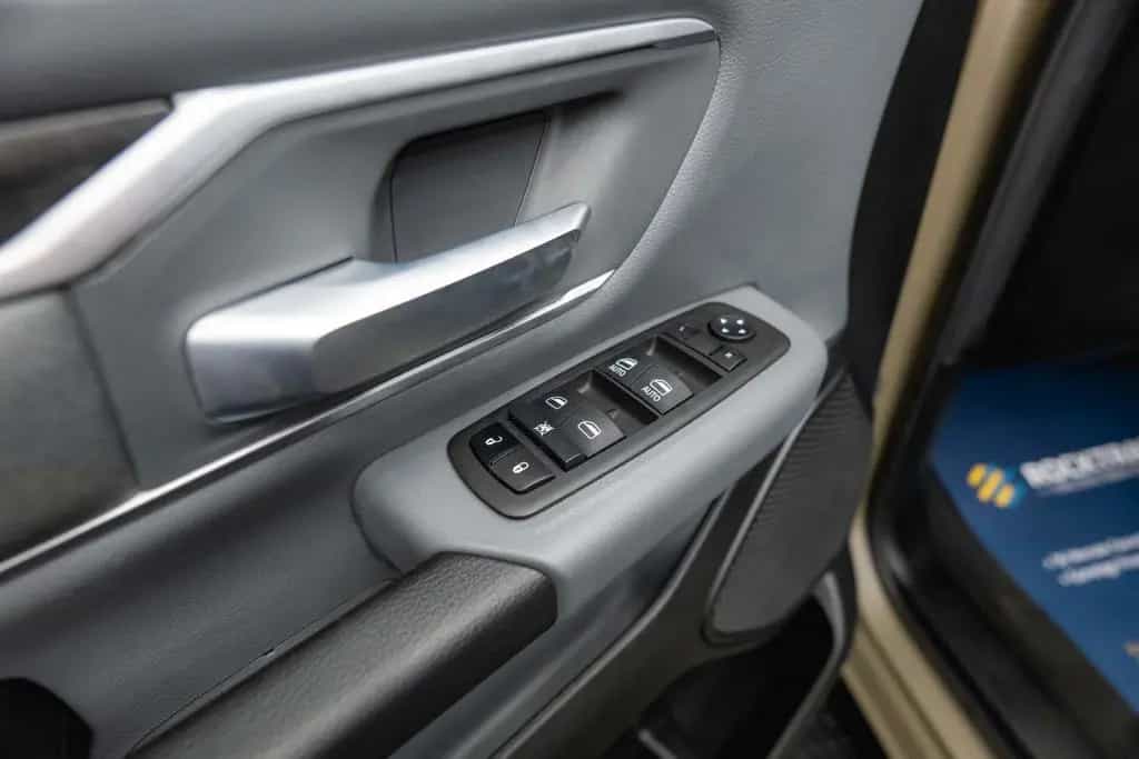 Dodge RAM 5.7 V8 HEMI 4x4 PUNISHER LONGBED AxleLock 07/2022-photo-38