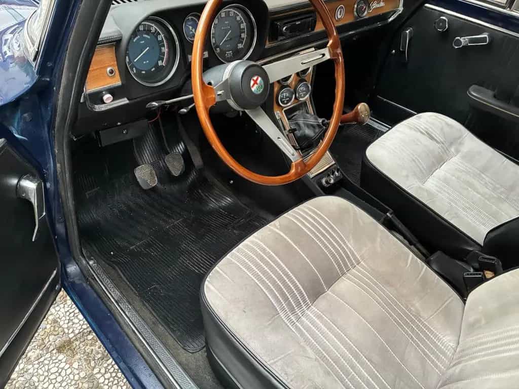 Alfa Romeo Giulia 11/1977-photo-3