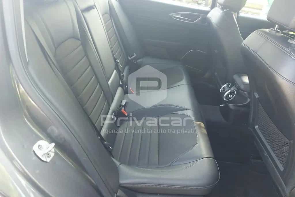 Alfa Romeo Giulia ROMEO Giulia 2.2 Turbodiesel 160 CV AT8 Spr 02/2021-photo-12