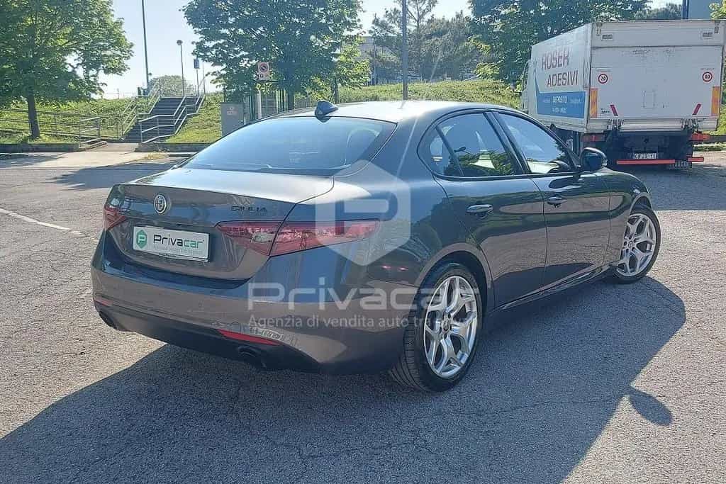 Alfa Romeo Giulia ROMEO Giulia 2.2 Turbodiesel 160 CV AT8 Spr 02/2021-photo-2