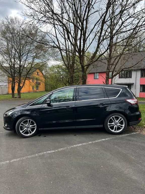 Ford S-Max S-MAX Titanium 10/2016-photo-2