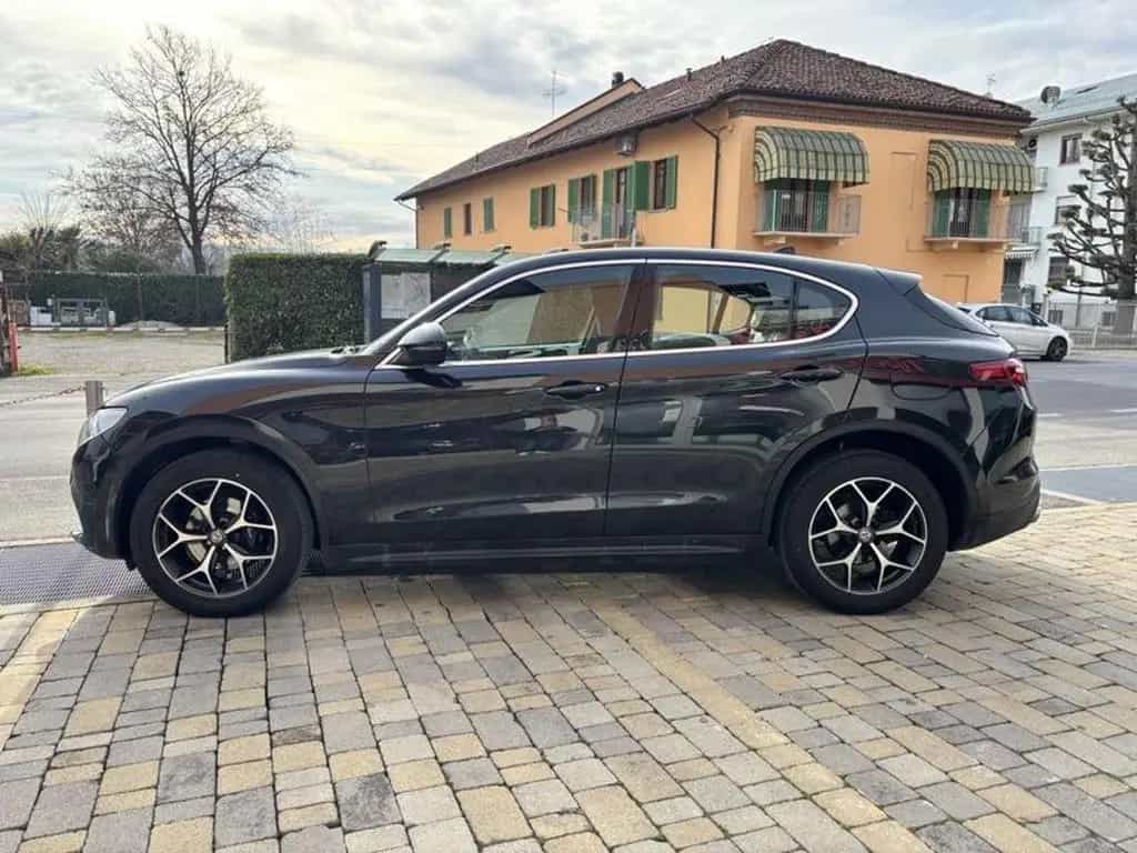 Alfa Romeo Stelvio 2.2 Turbodiesel 210 CV AT8 Q4 07/2018-photo-2