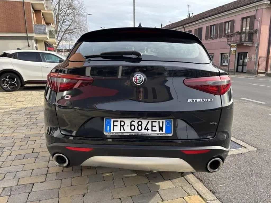 Alfa Romeo Stelvio 2.2 Turbodiesel 210 CV AT8 Q4 07/2018-photo-3