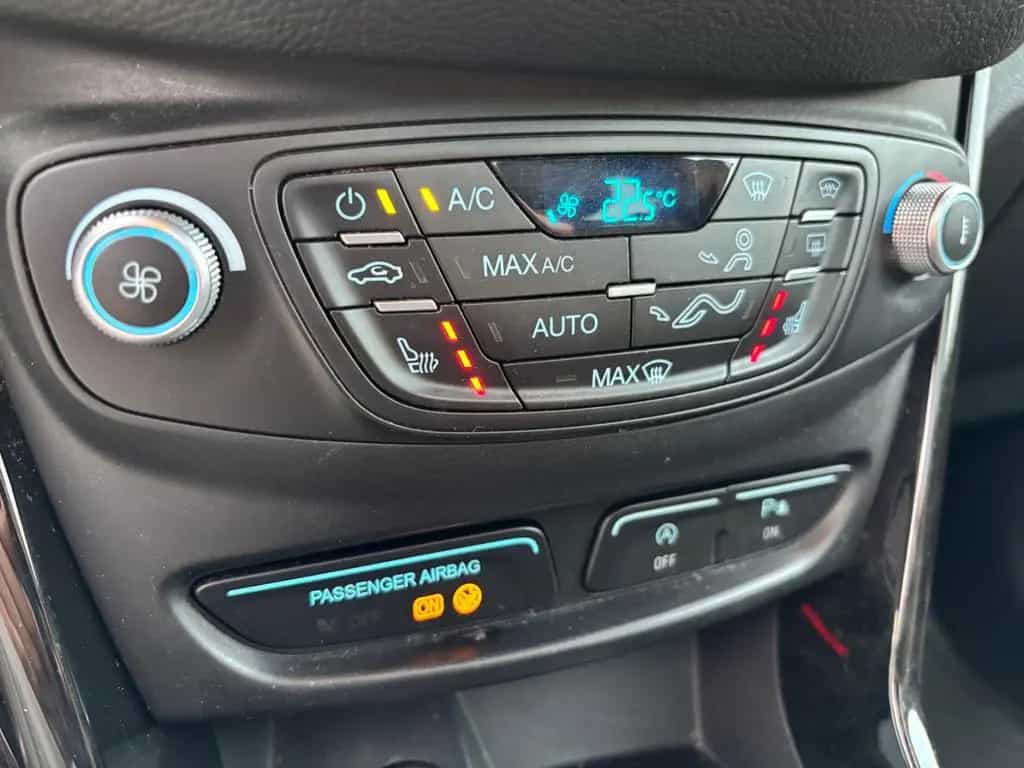 Ford B-Max Titanium/Keyfree/Panorama/ALU/Tempomat 04/2013-photo-16