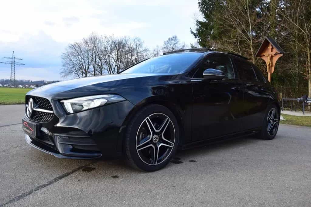 Mercedes-Benz A-Class 200 AMG LINE/PANO/SPURAS./SONNENDACH 09/2018-photo-1