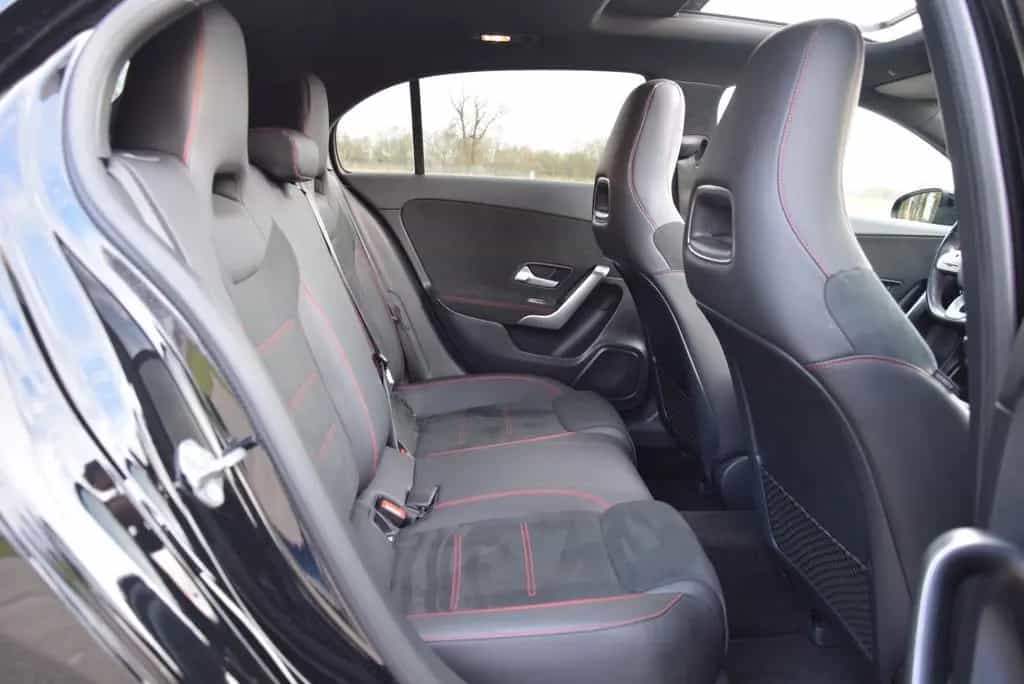 Mercedes-Benz A-Class 200 AMG LINE/PANO/SPURAS./SONNENDACH 09/2018-photo-25