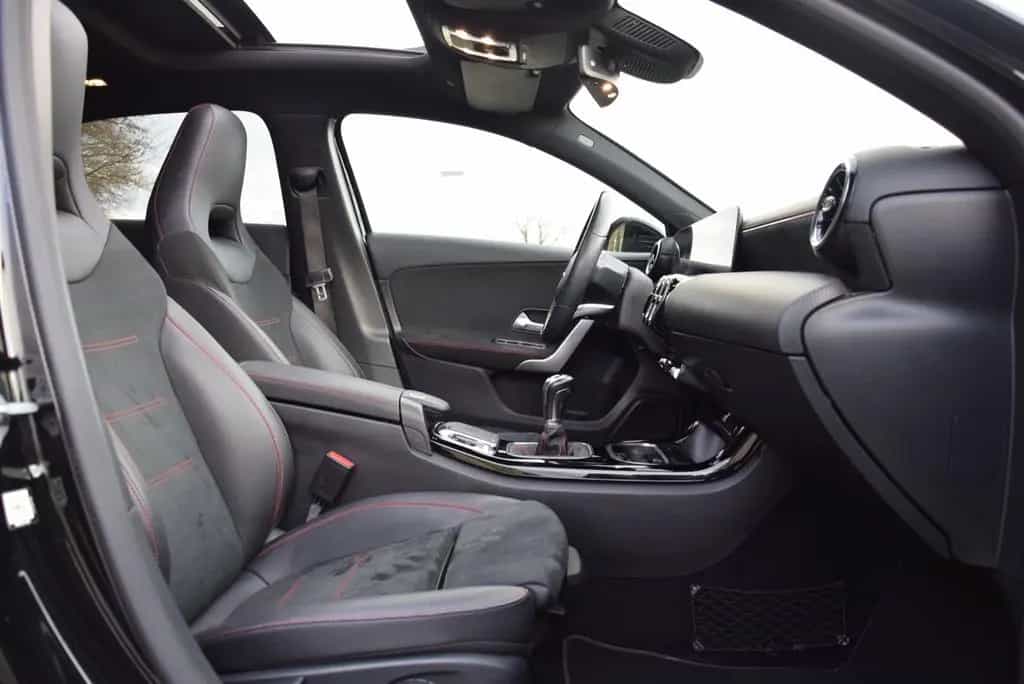 Mercedes-Benz A-Class 200 AMG LINE/PANO/SPURAS./SONNENDACH 09/2018-photo-26