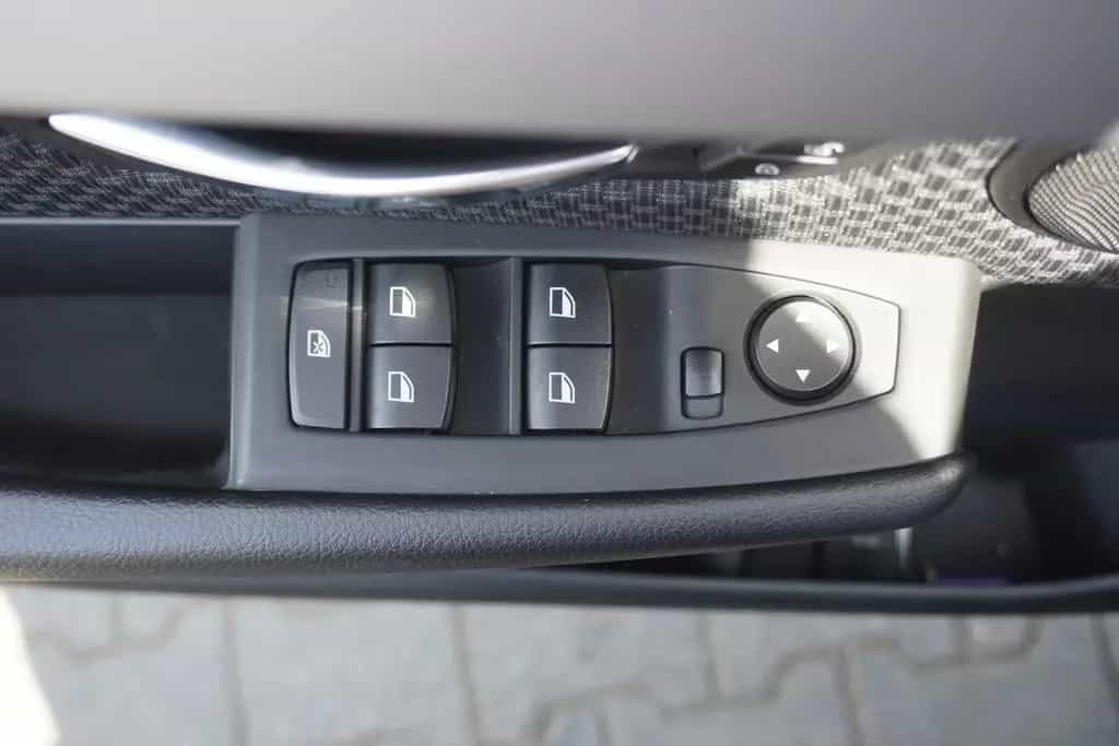 BMW 218 Active Tourer 218i Active Tourer Advantage LED NAVI SHZ TEMPOM 05/2016-photo-30