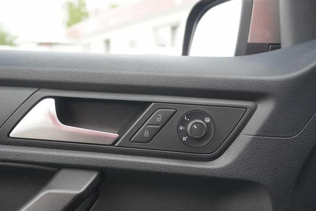 Volkswagen Caddy 1.4 TSI DSG AAC Navi SHZ PDC FrontAssist T 12/2019-photo-29