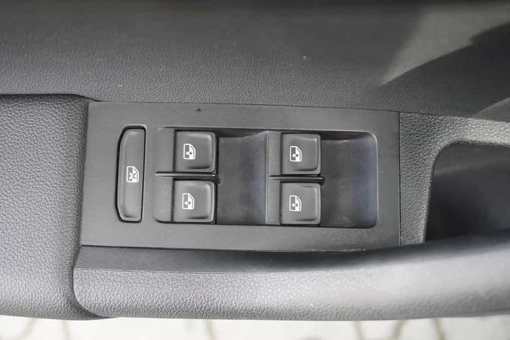 Skoda Octavia 2.0 TSI DSG Style LED Tempomat Klimaaut. 03/2019-photo-19