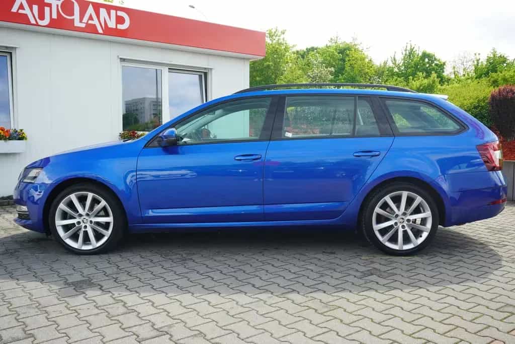 Skoda Octavia 2.0 TSI DSG Style LED Tempomat Klimaaut. 03/2019-photo-2