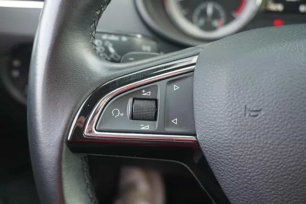 Skoda Octavia 2.0 TSI DSG Style LED Tempomat Klimaaut. 03/2019-photo-22