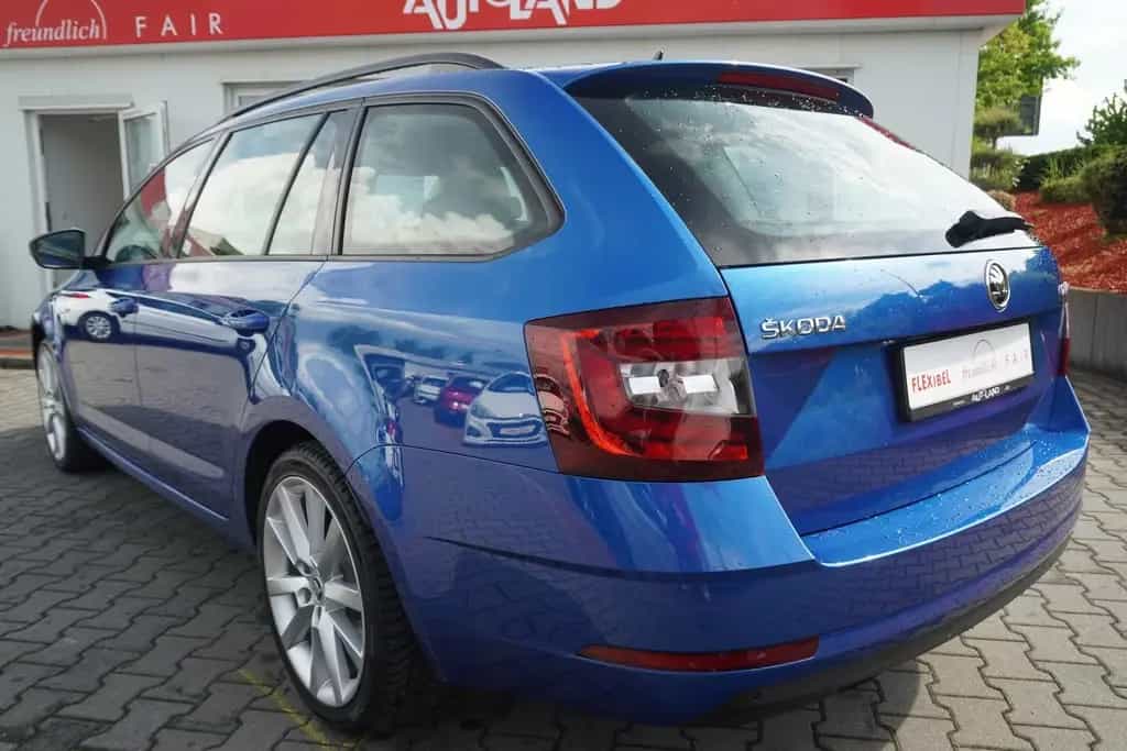 Skoda Octavia 2.0 TSI DSG Style LED Tempomat Klimaaut. 03/2019-photo-3