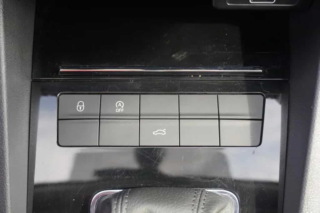 Skoda Octavia 2.0 TSI DSG Style LED Tempomat Klimaaut. 03/2019-photo-31