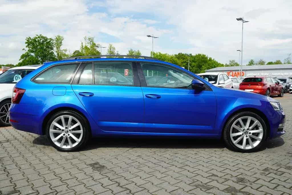 Skoda Octavia 2.0 TSI DSG Style LED Tempomat Klimaaut. 03/2019-photo-6