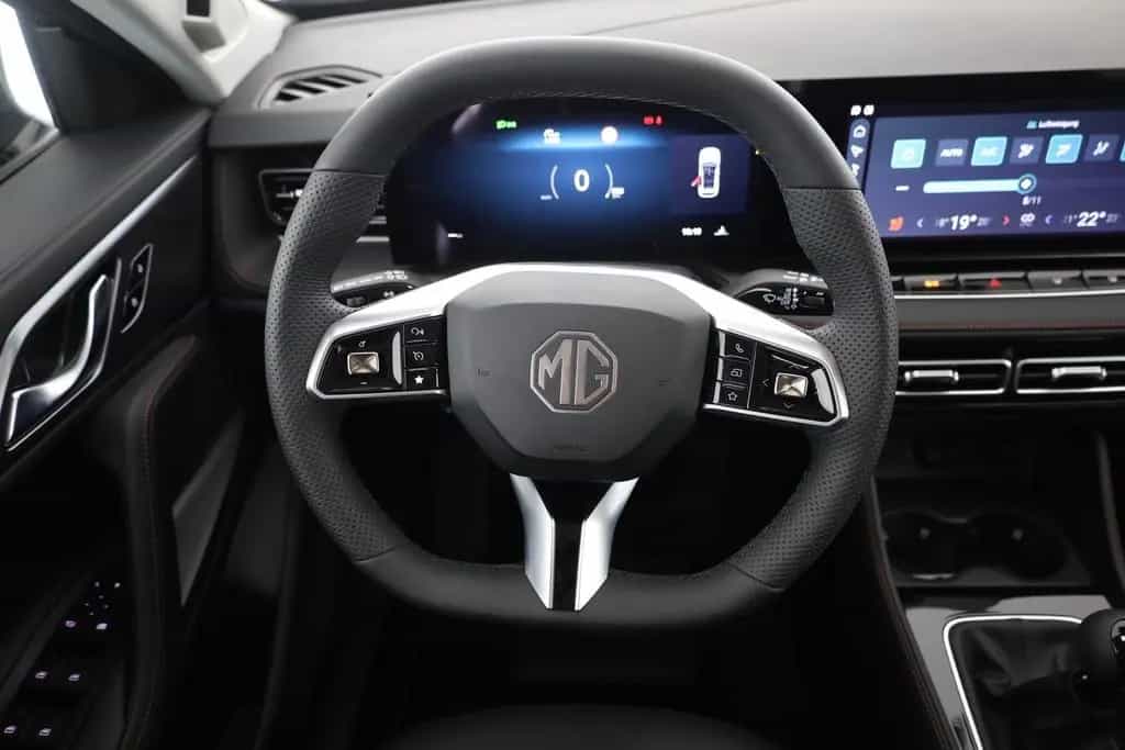 MG HS 1.5 T-GDI Luxury LED Navi 360° 07/2025-photo-14