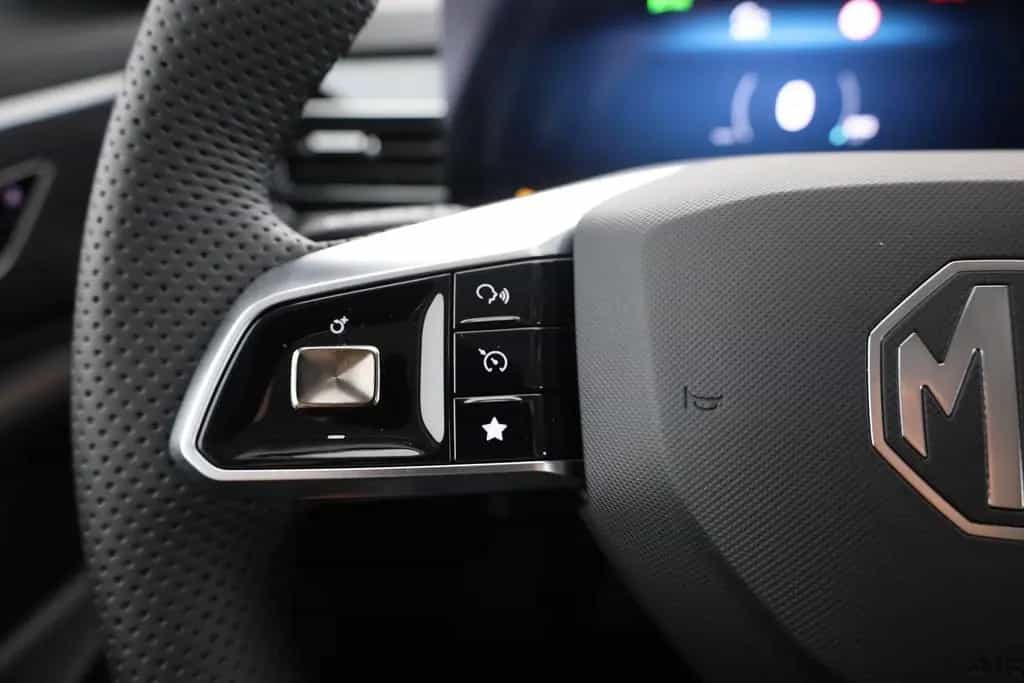MG HS 1.5 T-GDI Luxury LED Navi 360° 07/2025-photo-15