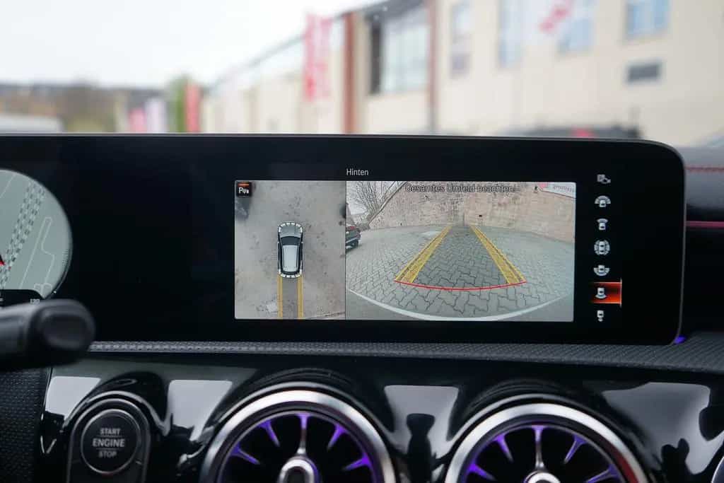 Mercedes-Benz CLA 250 AMG Line Aut. LED AHK 360° Totwinkel DAB 01/2020-photo-11