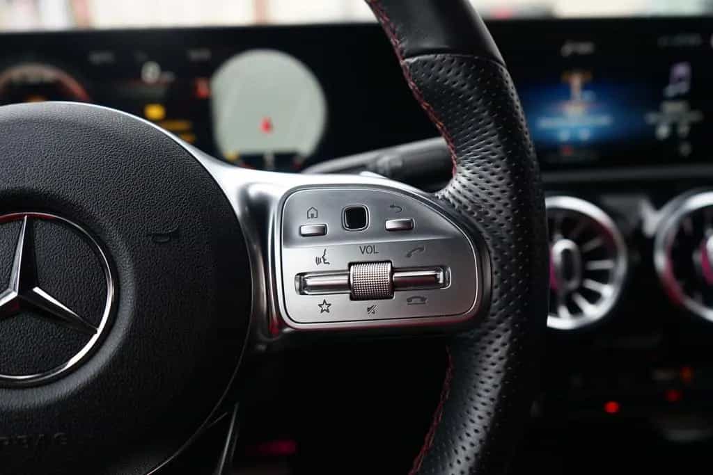 Mercedes-Benz CLA 250 AMG Line Aut. LED AHK 360° Totwinkel DAB 01/2020-photo-19