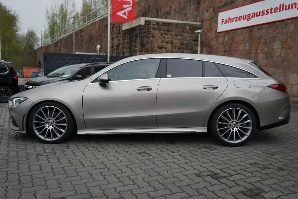 Mercedes-Benz CLA 250 AMG Line Aut. LED AHK 360° Totwinkel DAB 01/2020-photo-2