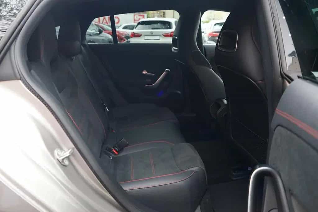 Mercedes-Benz CLA 250 AMG Line Aut. LED AHK 360° Totwinkel DAB 01/2020-photo-29