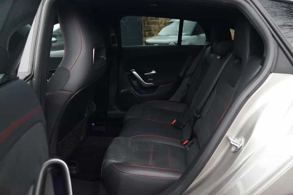 Mercedes-Benz CLA 250 AMG Line Aut. LED AHK 360° Totwinkel DAB 01/2020-photo-30