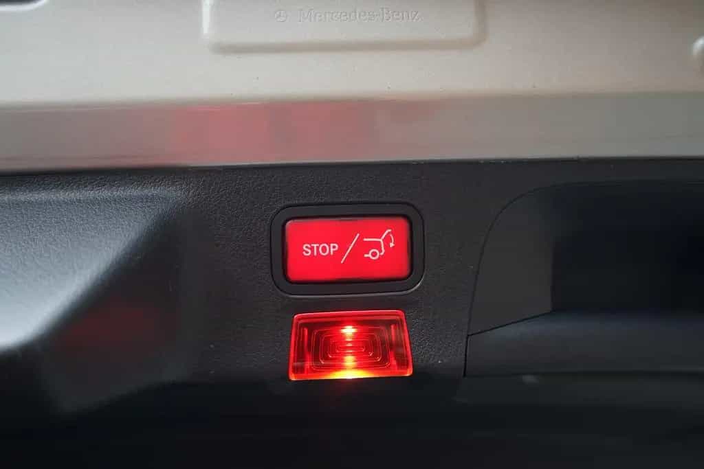 Mercedes-Benz CLA 250 AMG Line Aut. LED AHK 360° Totwinkel DAB 01/2020-photo-32