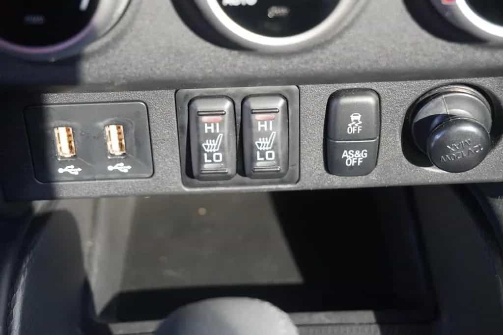Mitsubishi ASX 2.0 MIVEC Spirit+ 2WD CVT Navi LED Kamera 11/2019-photo-24