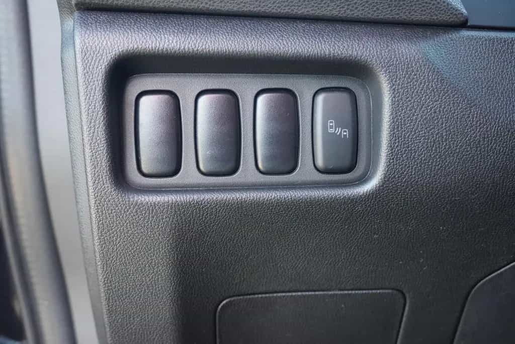 Mitsubishi ASX 2.0 MIVEC Spirit+ 2WD CVT Navi LED Kamera 11/2019-photo-25