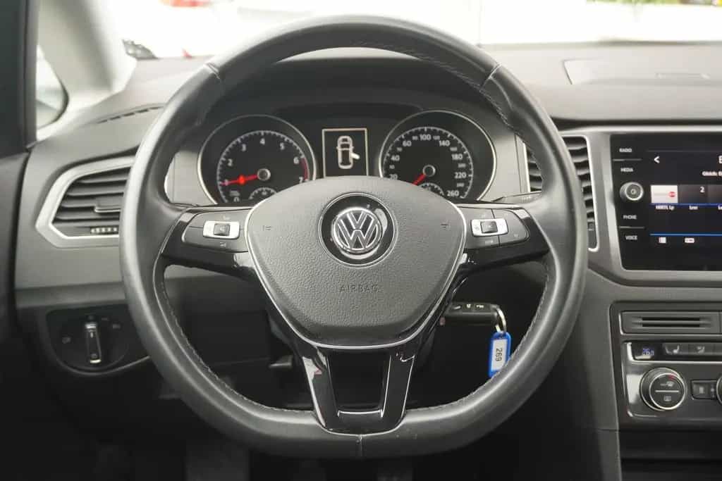 Volkswagen Golf Sportsvan VII 1.5 TSI Standheizung PDC USB 06/2020-photo-16