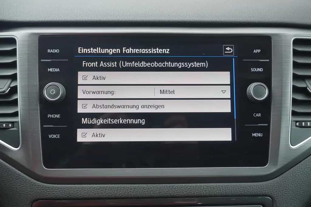 Volkswagen Golf Sportsvan VII 1.5 TSI Standheizung PDC USB 06/2020-photo-21