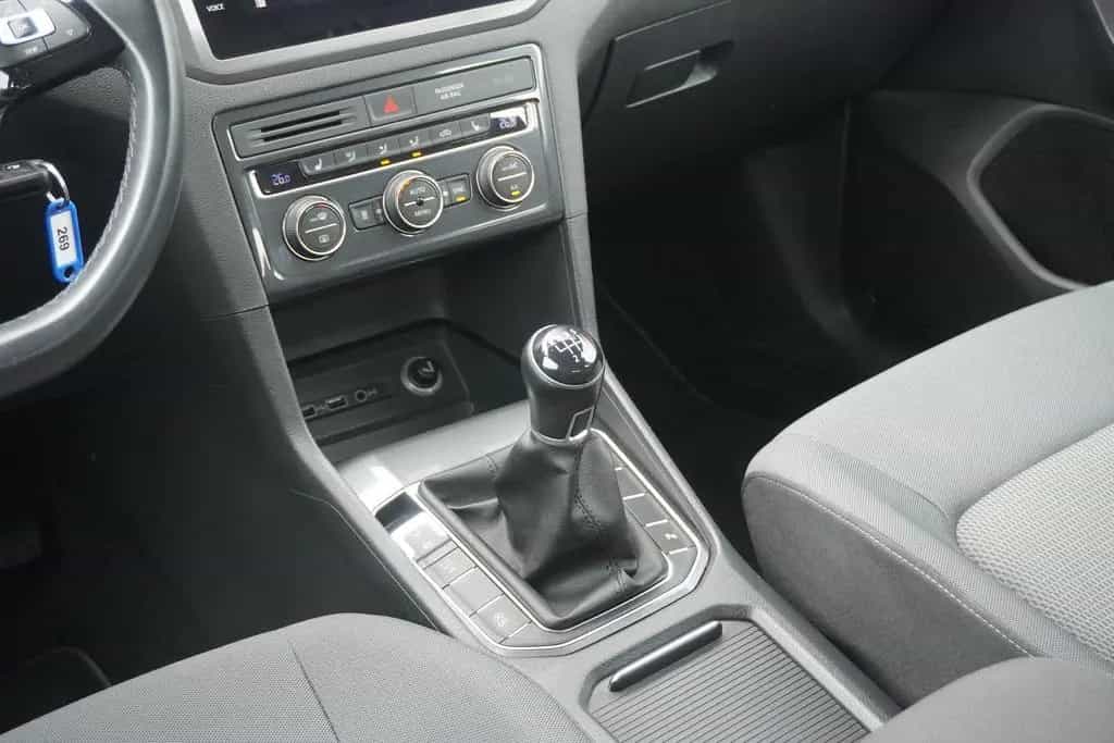 Volkswagen Golf Sportsvan VII 1.5 TSI Standheizung PDC USB 06/2020-photo-29