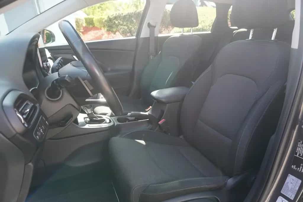 Hyundai i30 Kombi 1.5 Mild-Hybrid LED Navi Panorama DAB 10/2021-photo-11