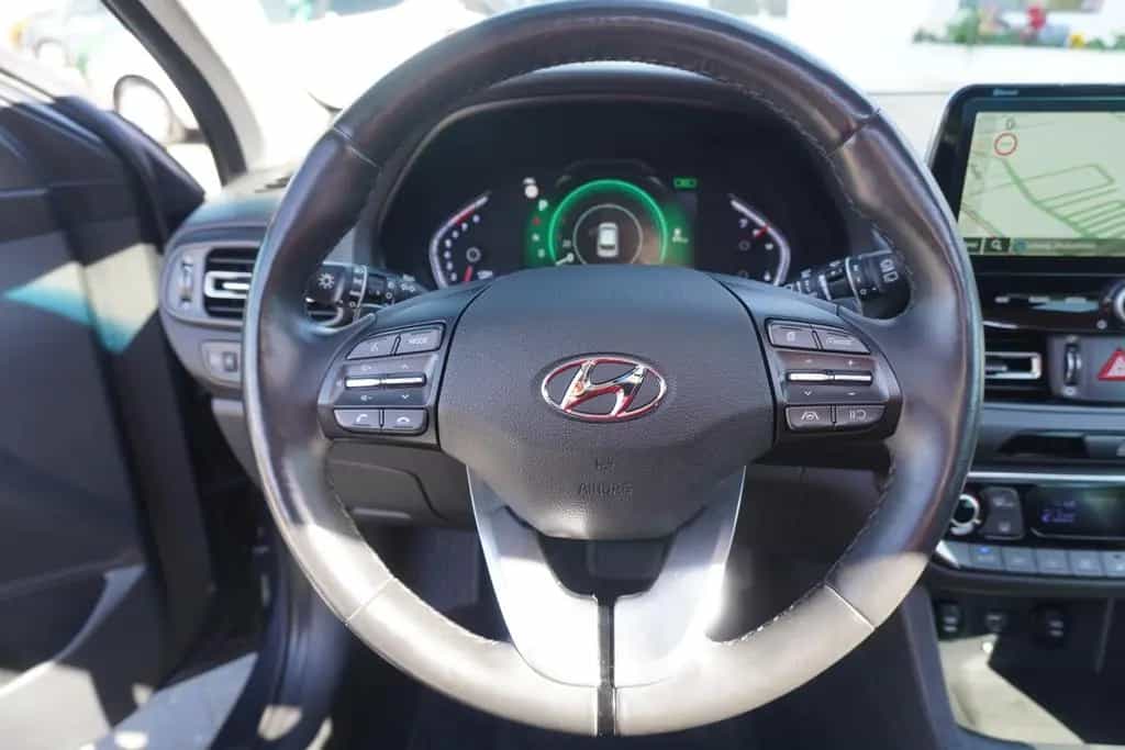 Hyundai i30 Kombi 1.5 Mild-Hybrid LED Navi Panorama DAB 10/2021-photo-14