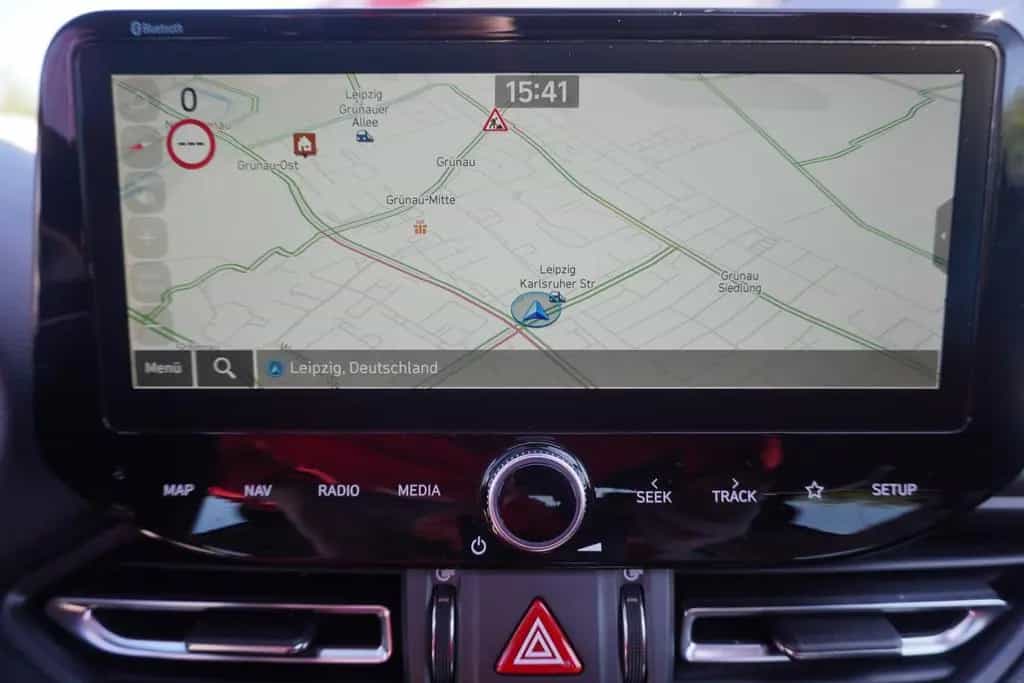 Hyundai i30 Kombi 1.5 Mild-Hybrid LED Navi Panorama DAB 10/2021-photo-20