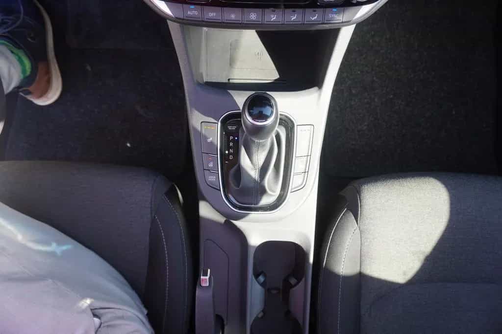 Hyundai i30 Kombi 1.5 Mild-Hybrid LED Navi Panorama DAB 10/2021-photo-23