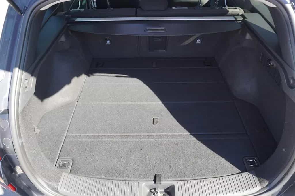 Hyundai i30 Kombi 1.5 Mild-Hybrid LED Navi Panorama DAB 10/2021-photo-24