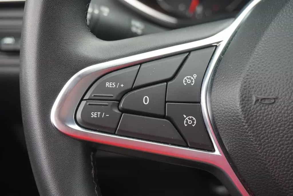 Renault Clio 1.0 TCE Experience LED Navi PDC Tempomat 03/2020-photo-15