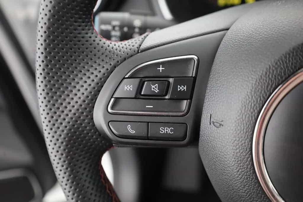 MG HS 1.5 T-GDI Luxury Aut. LED ACC Navi 360° Pano 02/2024-photo-15