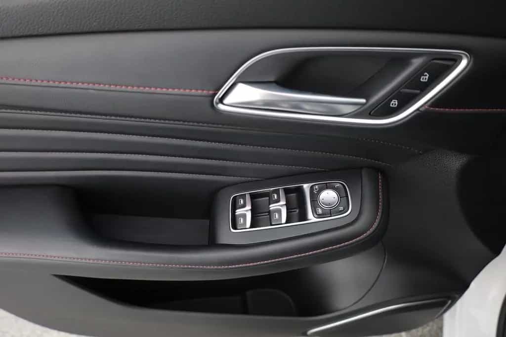 MG HS 1.5 T-GDI Luxury Aut. LED ACC Navi 360° Pano 02/2024-photo-19