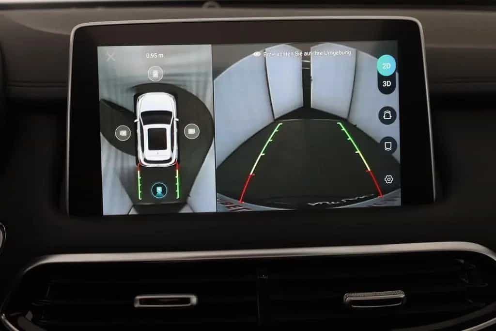 MG HS 1.5 T-GDI Luxury Aut. LED ACC Navi 360° Pano 02/2024-photo-24
