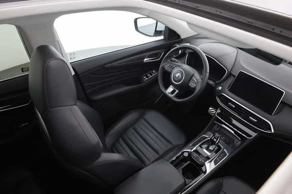 MG HS 1.5 T-GDI Luxury Aut. LED ACC Navi 360° Pano 02/2024-photo-26