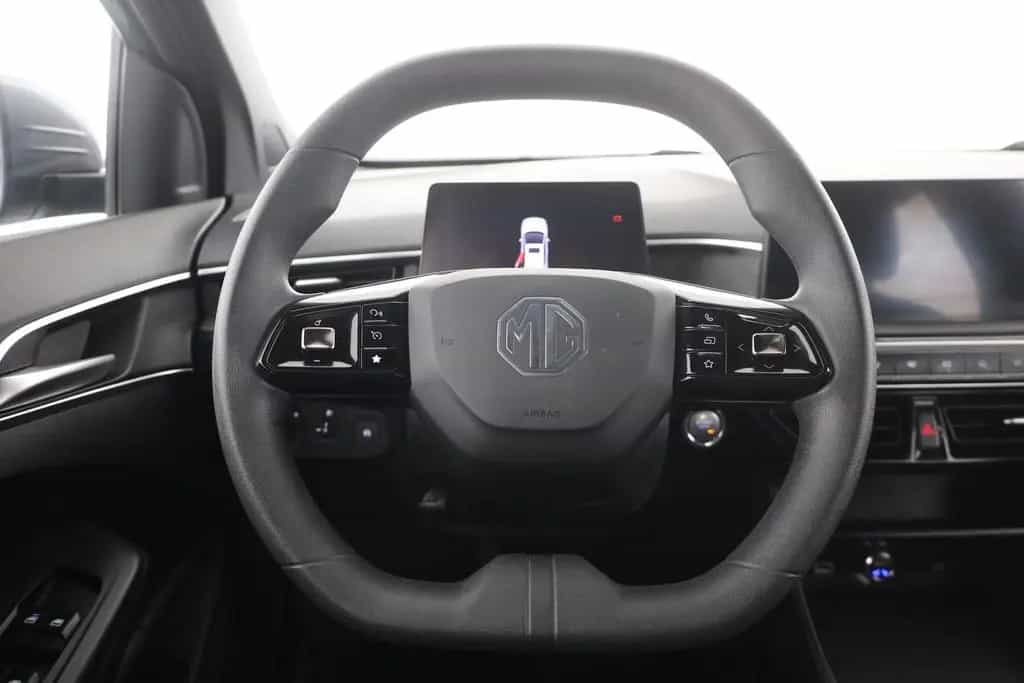 MG MG3 1.5 Comfort LED Navi Kamera 03/2025-photo-13