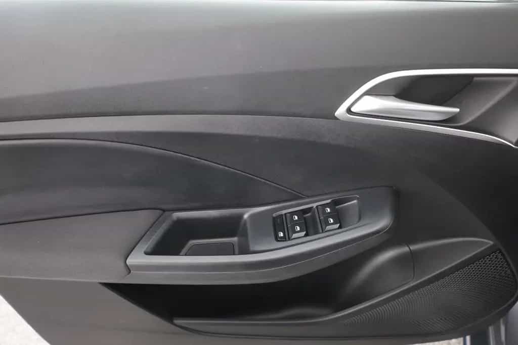 MG MG3 1.5 Comfort LED Navi Kamera 03/2025-photo-20