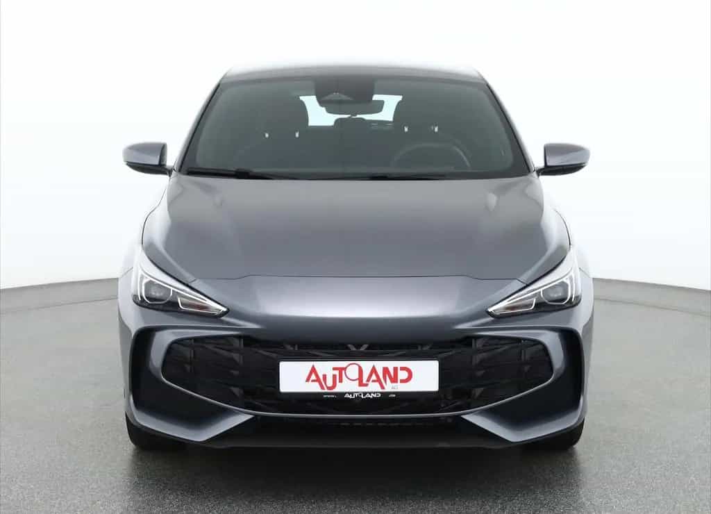 MG MG3 1.5 Comfort LED Navi Kamera 03/2025-photo-7