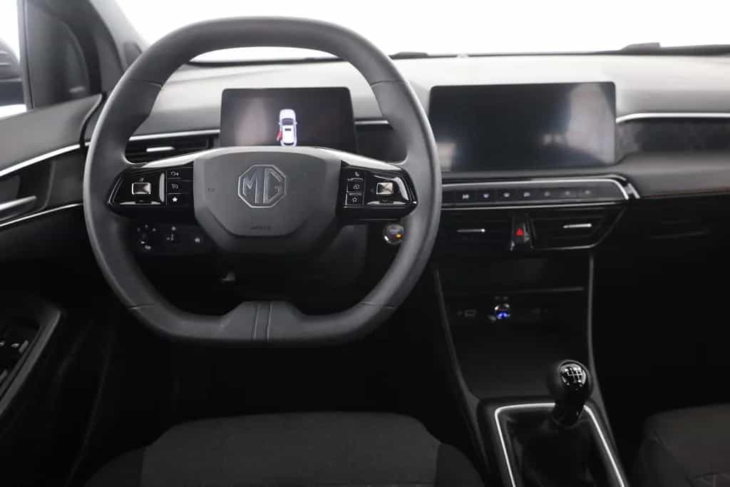 MG MG3 1.5 Comfort LED Navi Kamera 03/2025-photo-9