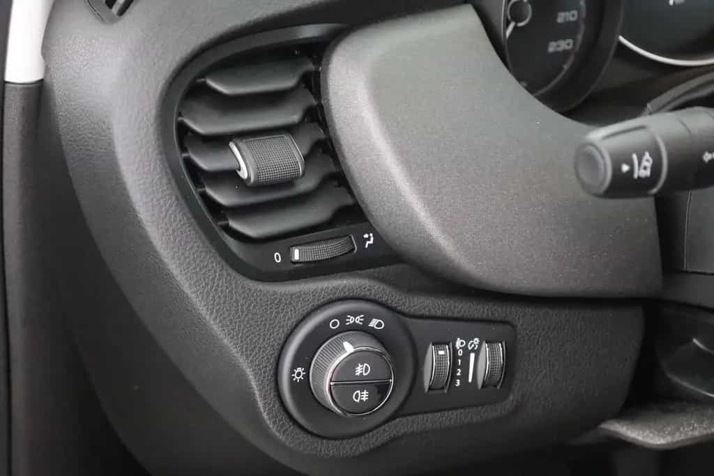 Fiat 500X 1.4T Aut. LED Kamera Tempomat App-Connect 03/2026-photo-20